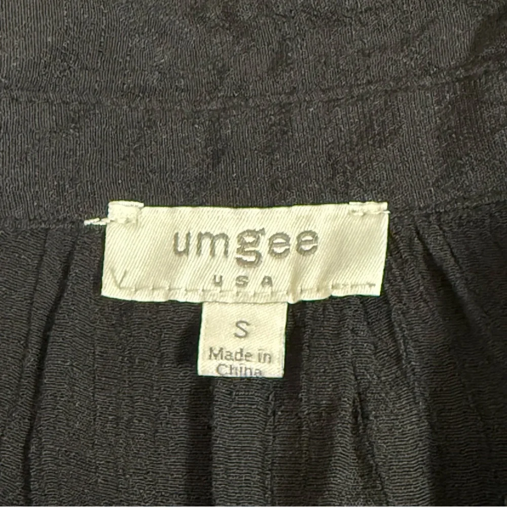 Umgee Black Button Front Tunic Top Small Boho Flowy Long Sleeve Casual Shirt - Picture 5 of 7